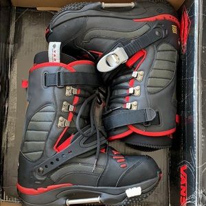 Vans SWITCH 8.5 step in boots